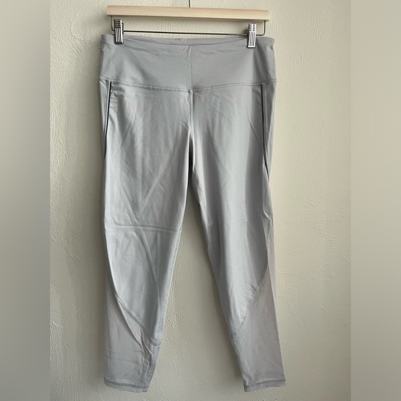 Victoria's Secret Pants - Victoria Secret “Knockout” Sport leggings